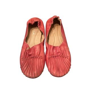 Chocolat Blu Red Gathered Leather Flats